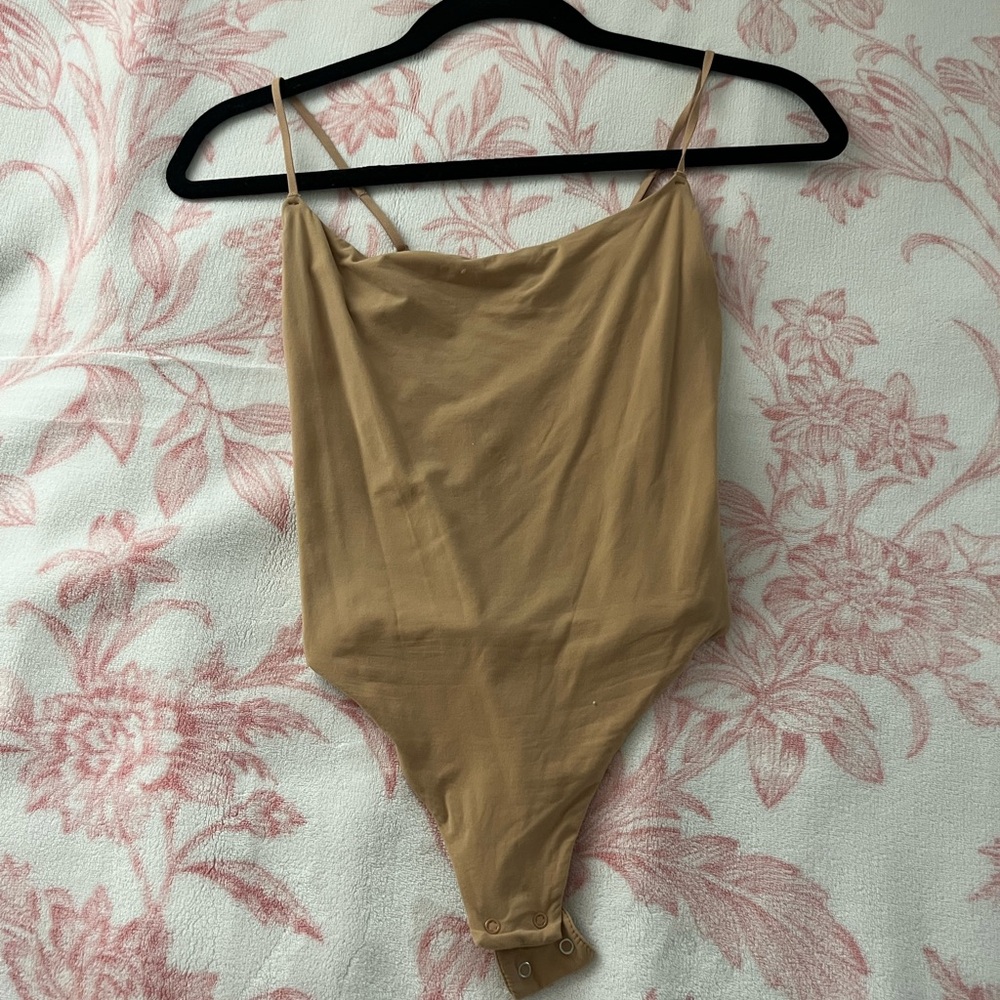 SKIMS Nude V-Neck Bodysuit